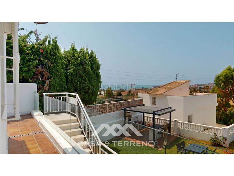 Foto 98528d3e-1997-4d1a-9715-7a85d72bfc60. House with parking pool in Caleta de Velez