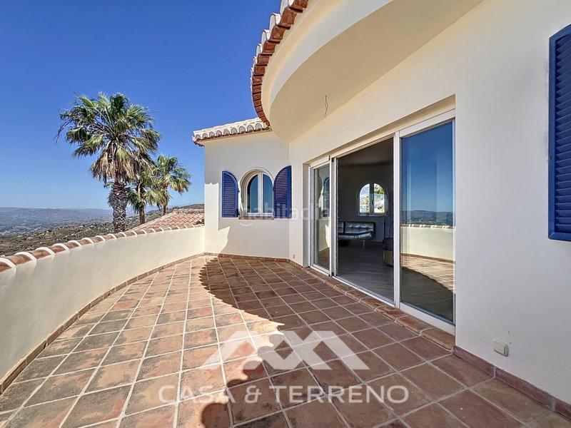Foto 4509522e-3d48-4c74-bf62-78707ccb90c3. Casa amb aparcament piscina a Algarrobo pueblo Algarrobo