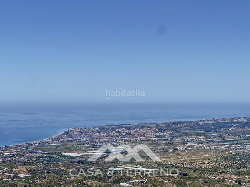 Foto 55e67ce2-ebd9-43dc-9472-8ccdae57a5ce. Casa amb aparcament piscina a Algarrobo pueblo Algarrobo