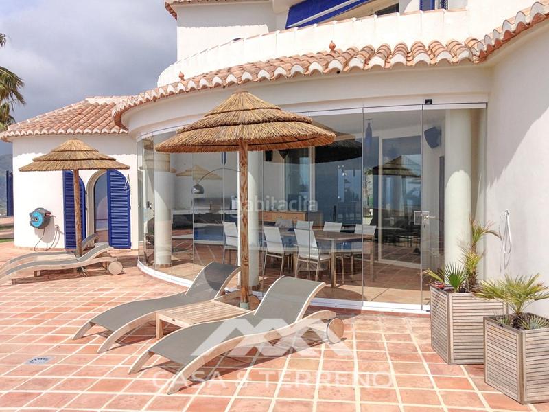 Foto ad43a730-89a6-423f-9e69-84434fe30663. Casa amb aparcament piscina a Algarrobo pueblo Algarrobo