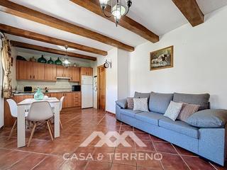 Bauernhof  N/a. Se vende casa de campo con instalaciones para caballos en torrox