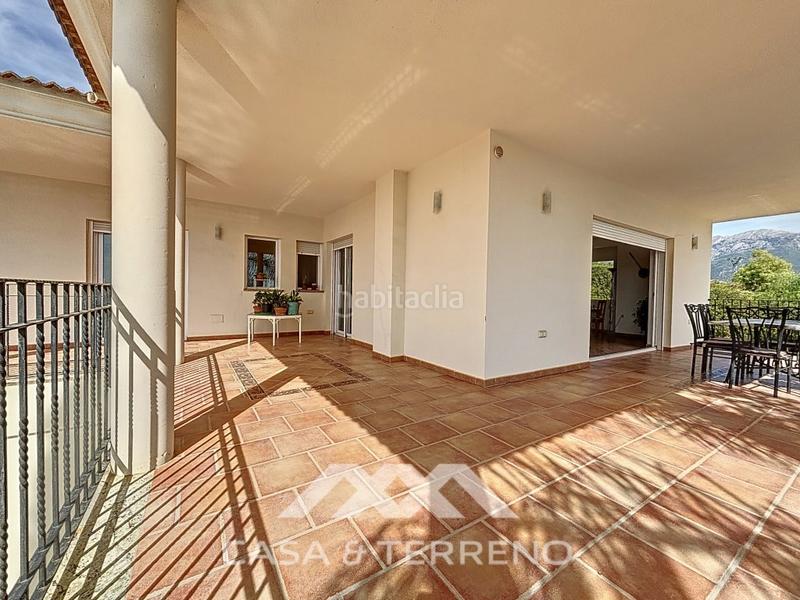 Foto 1ee15fde-73aa-44e9-bc4d-c5f92bdf5a9a. Locale commerciale in Periana