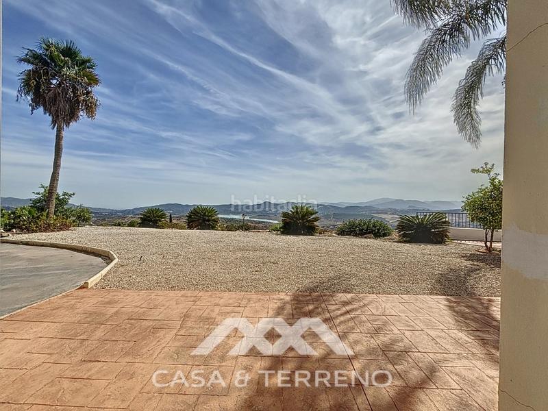 Foto a80427b8-422f-4f81-8f09-56ab307c37e0. Locale commerciale in Periana