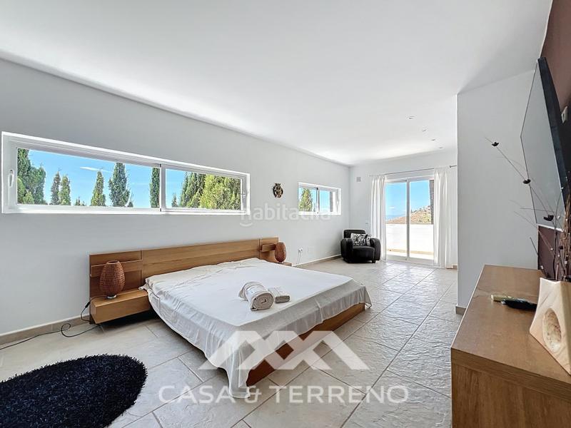 Foto bd1be42b-0cb0-483c-adef-59b82a7a8dda. Casa amb aparcament piscina a Algarrobo pueblo Algarrobo