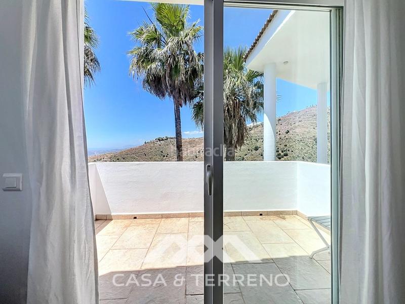 Foto f092969d-6df0-4997-b5e7-8849b74efd52. Casa amb aparcament piscina a Algarrobo pueblo Algarrobo