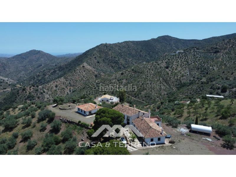 Foto 04b1cf0a-4423-43fb-ba0d-6ad71ccf41c0. Locale commerciale in Comares