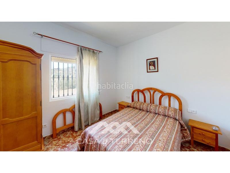 Foto 1f06f81c-b35f-4845-adf0-19818520c7a3. Locale commerciale in Comares