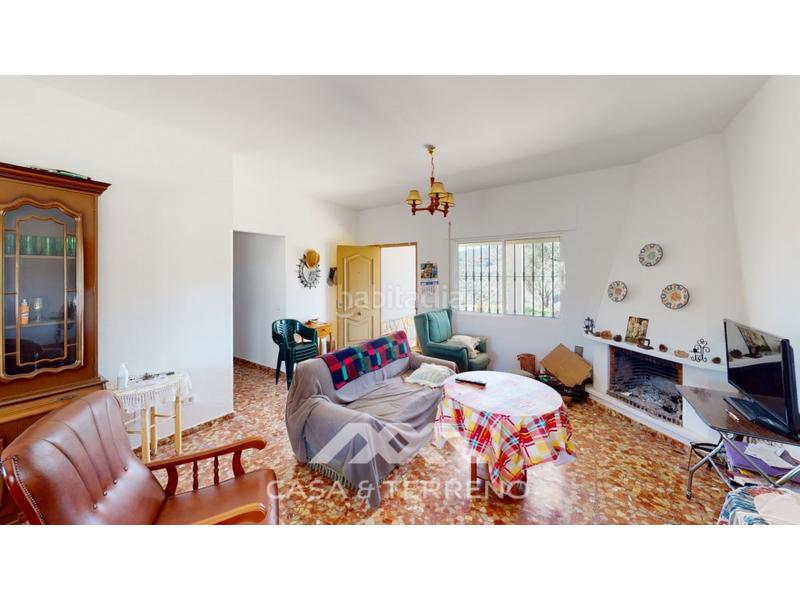 Foto 403e0641-704a-4493-b799-3db29a1770ef. Locale commerciale in Comares