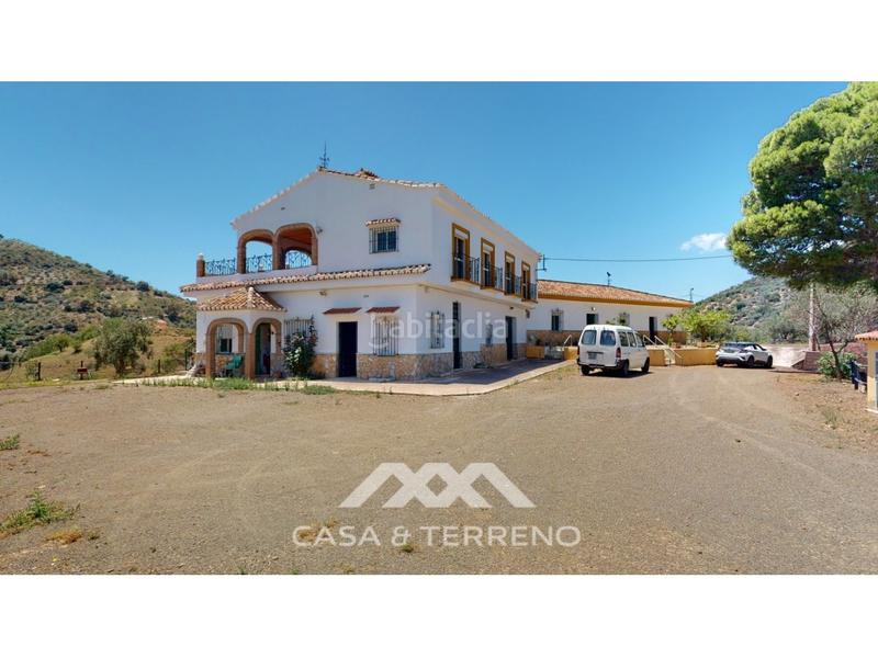 Foto 4956a9d3-c136-4c62-8e4a-ba08ff439542. Locale commerciale in Comares