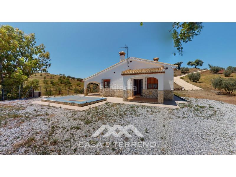 Foto bd9c8345-e5e0-4e69-9278-3d7f678d1e2a. Locale commerciale in Comares