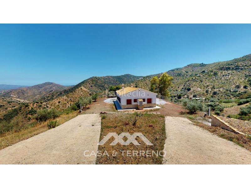 Foto d1101c2b-1ff0-4569-ba10-10967dcace35. Locale commerciale in Comares