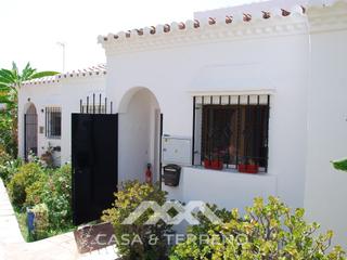 Casa adossada  N/a. Se vende casa adosada con vistas al mar en nerja
