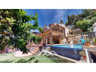 Haus  N/a. Se vende encantadora casa con vistas al mar en mezquitilla  a so