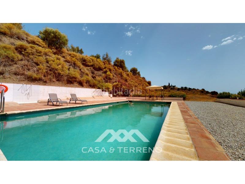 Foto ee5cc40a-9b00-4c18-8f46-f903b4638f24. Local comercial a Macharaviaya