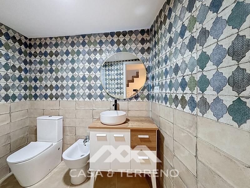 Foto 25918a62-4258-403c-9245-41ff6f532bc4. Semi detached house in Centro Histórico Vélez - Málaga