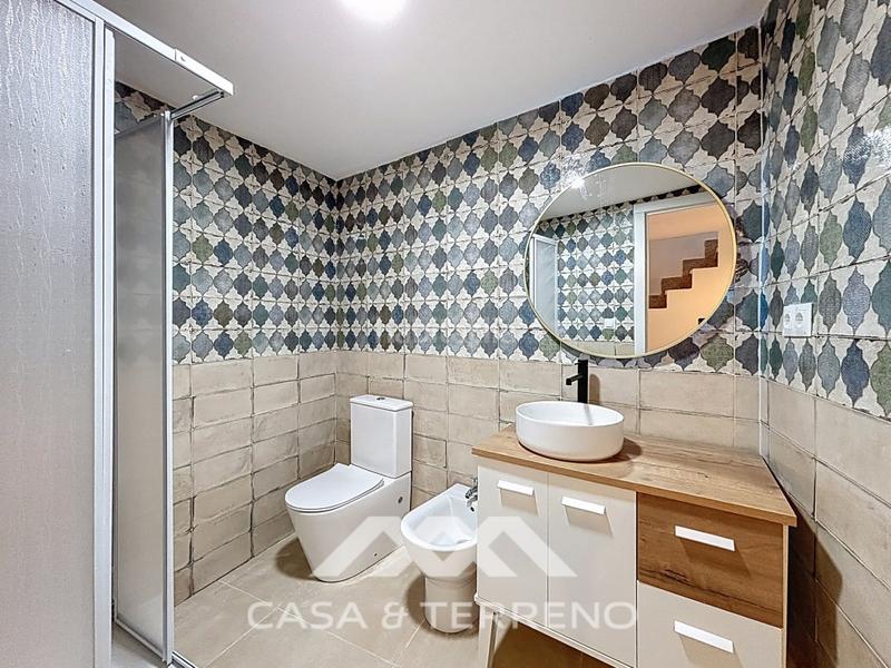 Foto 8eecfbf7-5f4e-4d59-a5ce-c4b5582d53d9. Semi detached house in Centro Histórico Vélez - Málaga