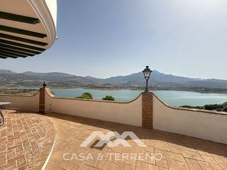 Casa  Ds diseminado749 poligono 13 parcela. Se vende exclusiva villa con vistas al lago, apartamento de invi