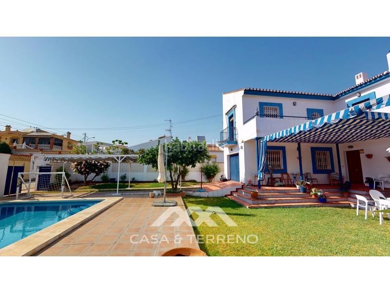 Foto 2952520b-965d-4a06-8f37-cf6b59255401. Chalet se vende encantadora villa de estilo mediterráneo en Chilches