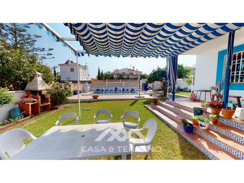 Foto b27553d1-d655-4596-bfe7-282c5b8f04d9. Chalet se vende encantadora villa de estilo mediterráneo en Chilches
