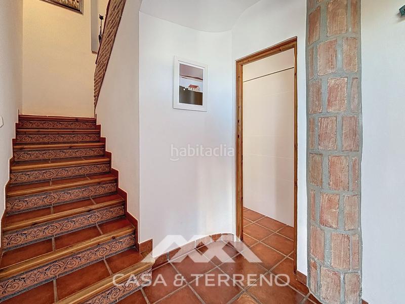 Foto 0239aaa6-dc67-4733-a0bb-f4f53abc81c1. Chalet se vende finca única con vistas al mar y a la montaña en almayate en Almayate Bajo