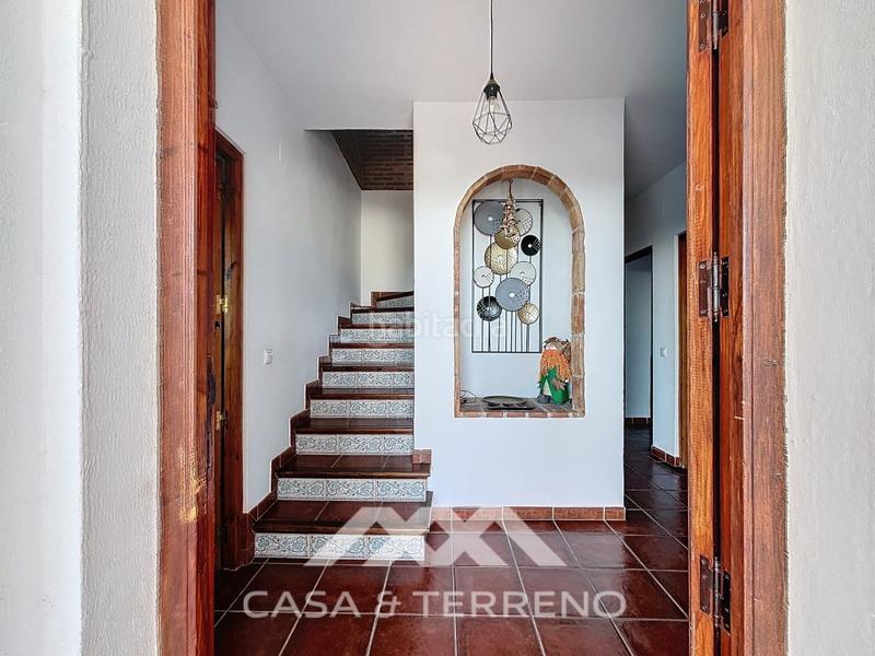Foto 0f515218-a53d-451d-b0c9-ec20f37f3903. Chalet se vende finca única con vistas al mar y a la montaña en almayate en Almayate Bajo