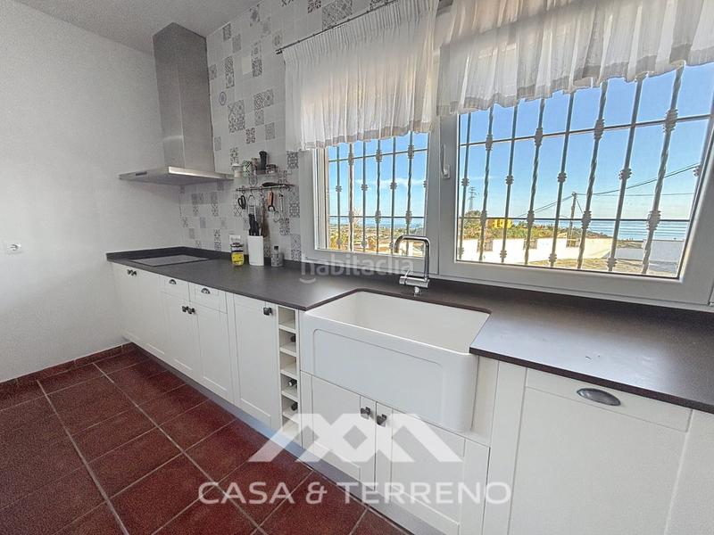 Foto 23ae0824-4830-40ba-b0e9-1f2ced8803ad. Chalet se vende finca única con vistas al mar y a la montaña en almayate en Almayate Bajo