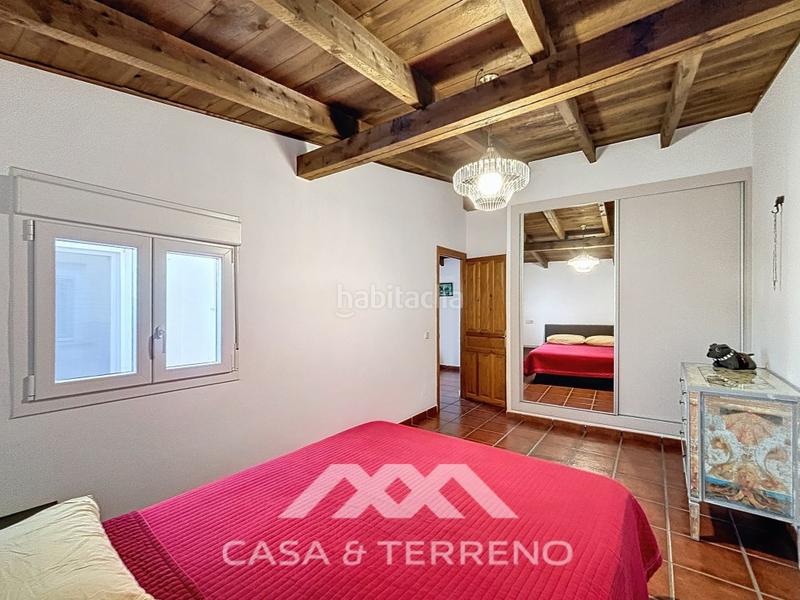 Foto 5d8643ee-c810-48bb-b492-e2ccbbf4bb02. Chalet se vende finca única con vistas al mar y a la montaña en almayate en Almayate Bajo