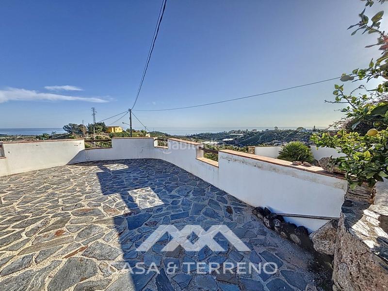 Foto 5f0ce21c-796b-4eac-b067-a530de225f49. Chalet se vende finca única con vistas al mar y a la montaña en almayate en Almayate Bajo