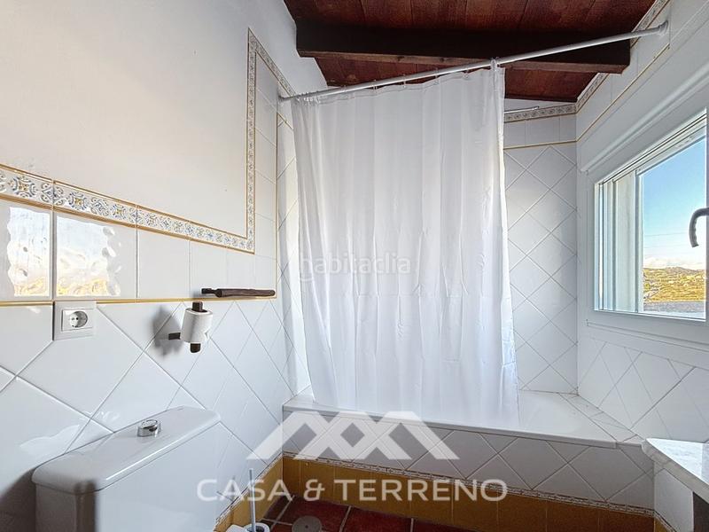 Foto 746b4b2c-7be1-4047-976b-99f940a8093c. Chalet se vende finca única con vistas al mar y a la montaña en almayate en Almayate Bajo