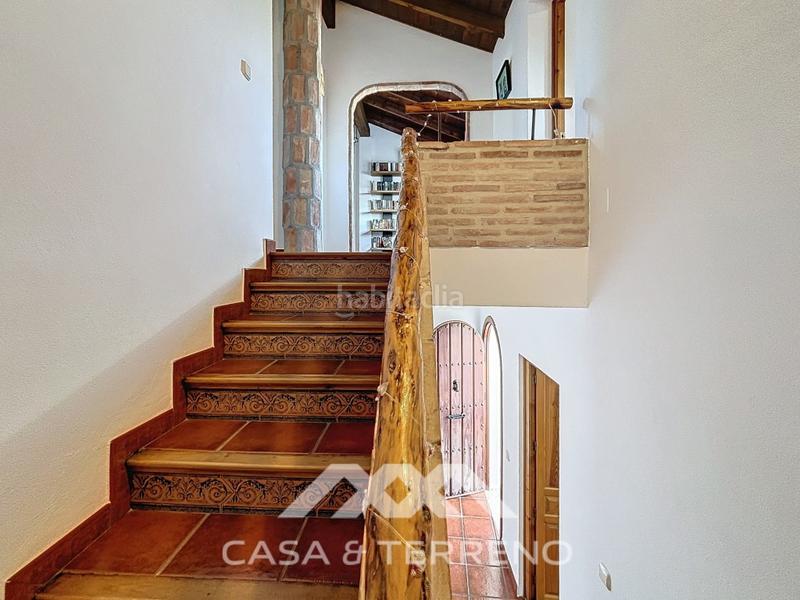 Foto a964b94b-3e08-44d6-96ca-b8c6ec4ebc65. Chalet se vende finca única con vistas al mar y a la montaña en almayate en Almayate Bajo