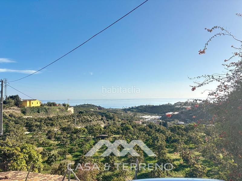 Foto cd7667a3-d03c-4560-aeed-235fd77b9117. Chalet se vende finca única con vistas al mar y a la montaña en almayate en Almayate Bajo