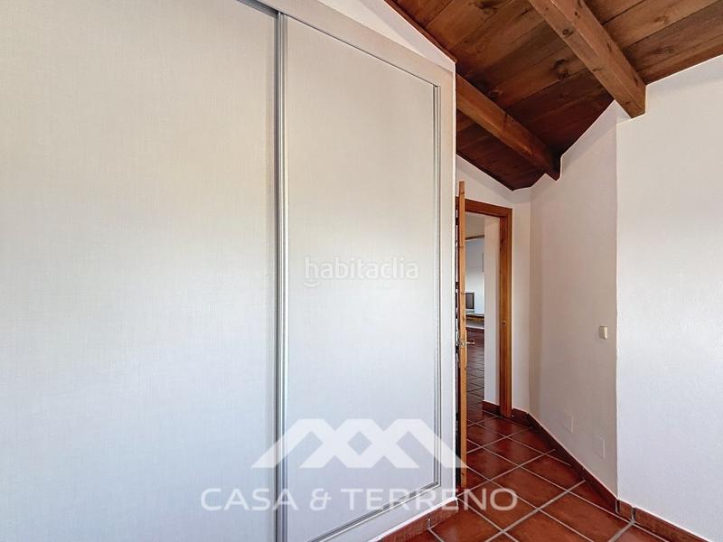 Foto dd2e2588-e0a1-4fbc-8580-dfa4fb7a7b0b. Chalet se vende finca única con vistas al mar y a la montaña en almayate en Almayate Bajo