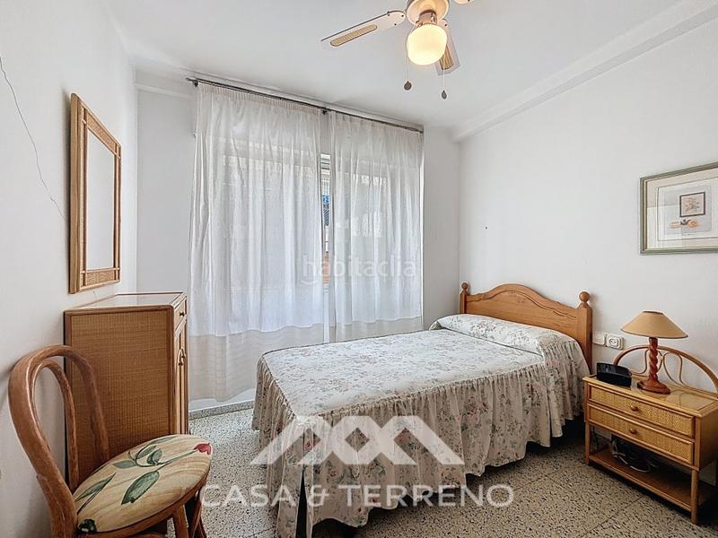 Foto 0d31805b-3630-4c9c-a36d-c5863357f939. Apartamento piso luminoso con amplio balcón y excelente ubicación en Torre del Mar