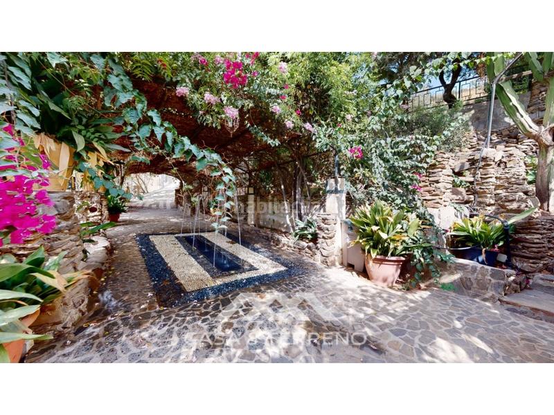 Foto 2aa73819-bdd2-4a54-aac0-f5785ceef778. Geschäftsraum in Sayalonga