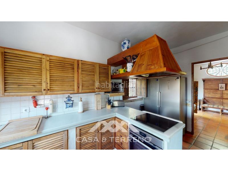 Foto ae9f9627-e65d-4e63-a779-65ed15d87c0d. Geschäftsraum in Sayalonga