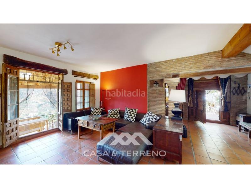 Foto d749dd02-9a96-4236-a6b4-bdc4fb7bd2cd. Geschäftsraum in Sayalonga