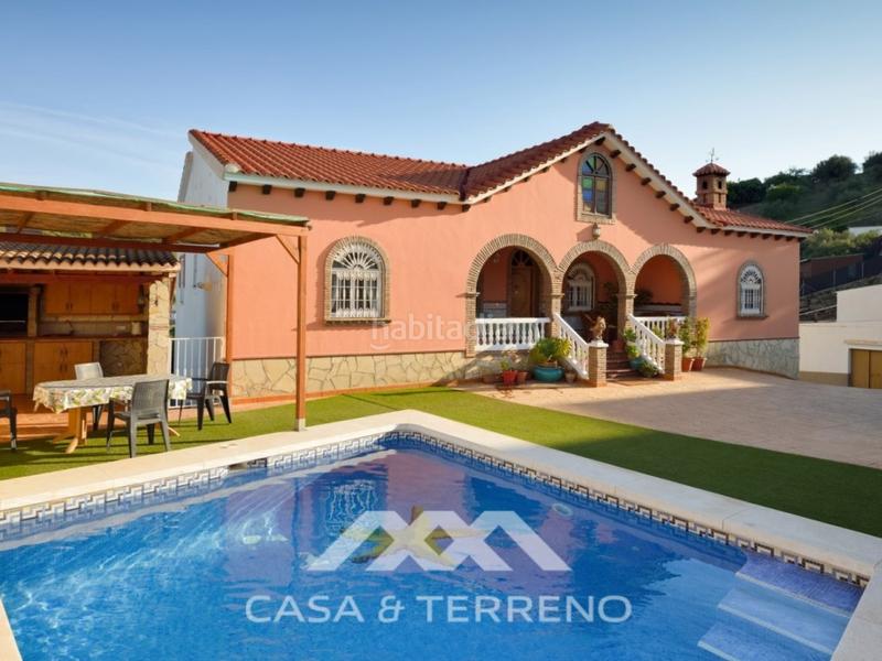 Foto a752e1ac-55a4-43c4-aabf-01b2757fc970. Local commercial dans Viñuela