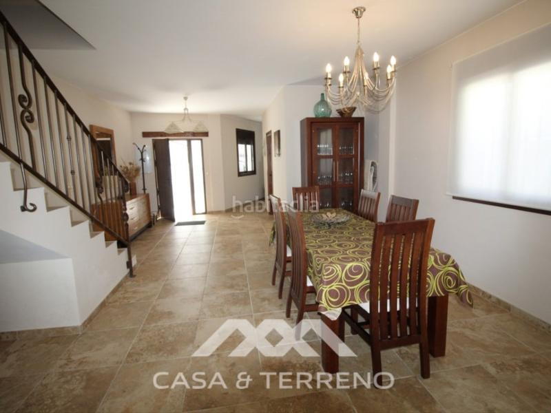 Foto 6c933eef-4976-4744-8b94-295ff24bb253. Maison jumelée dans calle dans Salares