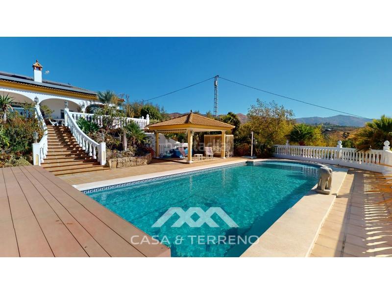 Foto 4f8112ce-ea5c-4ee5-a851-9c952416d5bd. Casa con parcheggio piscina in Centro Histórico Vélez - Málaga