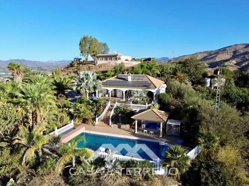 Foto 56101285-79c0-4d86-8cf8-f7133b6a3808. Casa con parcheggio piscina in Centro Histórico Vélez - Málaga