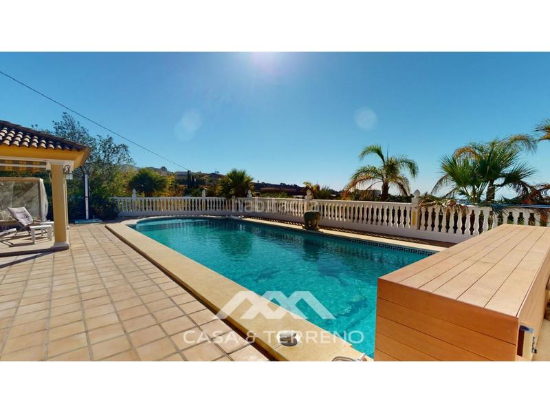 Foto dd0a675d-56b7-4c52-8ba4-3478073dcd23. Casa con parcheggio piscina in Centro Histórico Vélez - Málaga