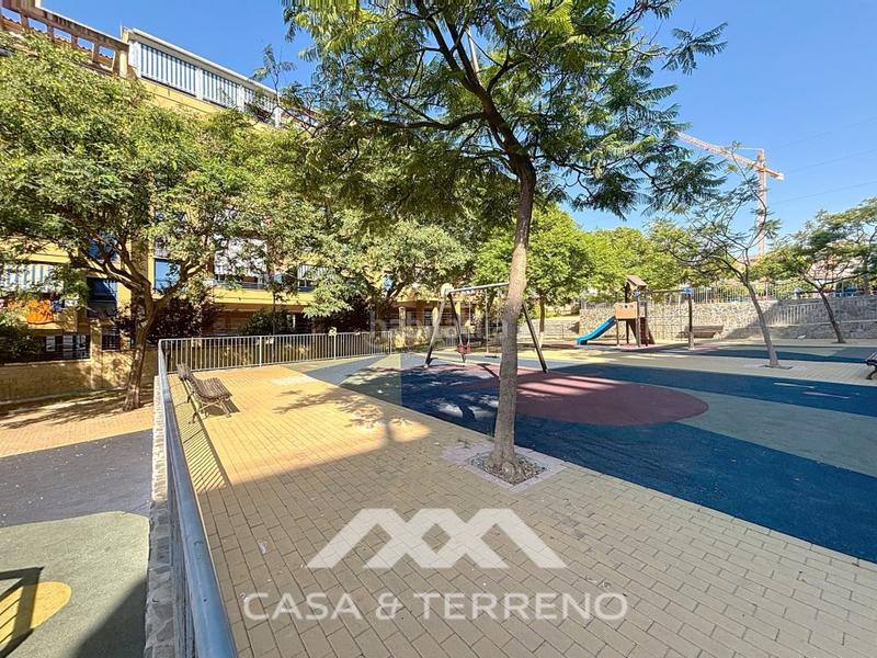 Foto 351ea0f6-84de-44ca-a838-e722a3cfb2b1. Appartamento con parcheggio in El Tomillar Torre del Mar