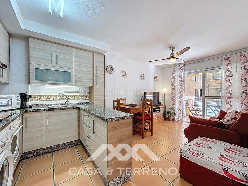 Foto 81d594d7-21ae-407b-b4bf-0dbdc438bb20. Etagenwohnung mit parking pool in El Morche Torrox