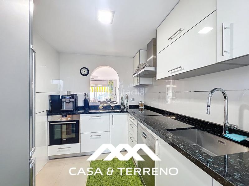 Foto 0e1f1cbd-2ef3-42ba-8d24-b703761c1c25. Àtic amb aparcament piscina a Diseminados Rincón de la Victoria