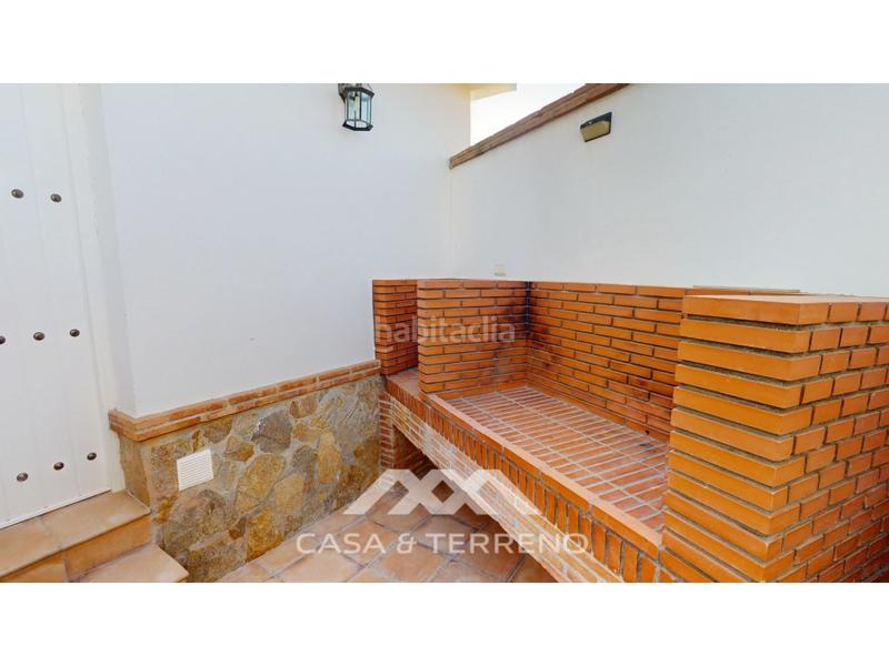 Foto 079580a4-c341-4fc3-92c9-5cebb971f67e. Casa con parcheggio piscina in Caleta de Velez