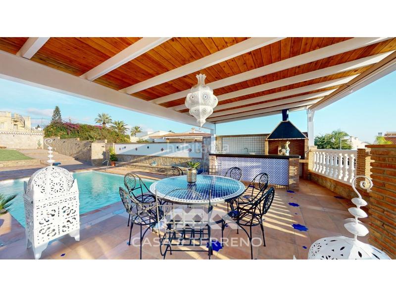 Foto 092d76eb-ac4f-4272-8962-1107c6711e12. Casa con parcheggio piscina in Caleta de Velez