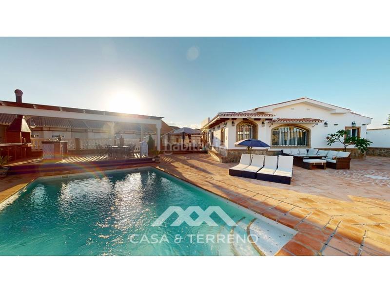 Foto 0ba56be7-d98f-4a94-8484-2f68f6b92577. Casa con parcheggio piscina in Caleta de Velez