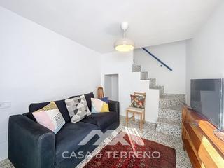 Casa adossada  Calle olivo. Casa en venta en canillas de aceituno con apartamento independie