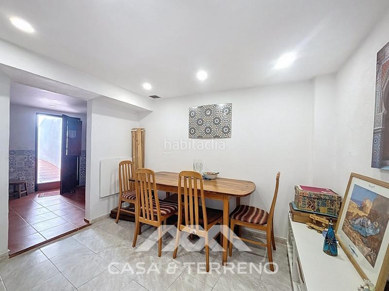 Foto 50b76460-a13b-47f8-bde2-54a7ac349865. Maison jumelée avec parking dans Canillas de Aceituno