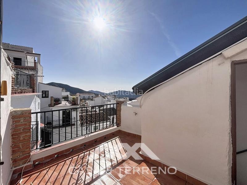 Foto 8798b10e-9785-4347-ae27-d44dbe7a3d45. Maison jumelée avec parking dans Canillas de Aceituno